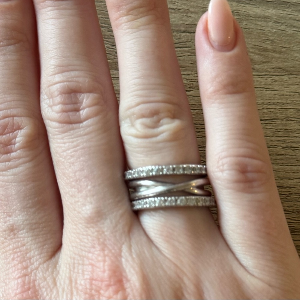 Kendra Scott Livy Silver Rings Set of 3 in White Crystal Size 6 - Picture 6 of 6